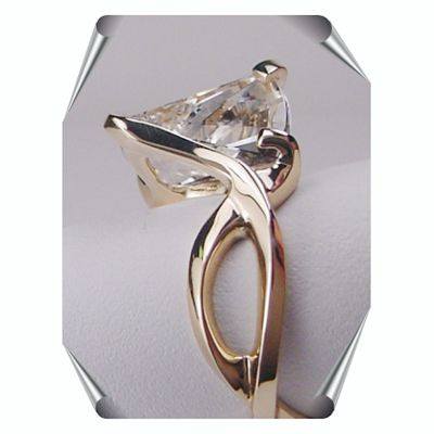Strellman Lighthouse Ring with natural White Topaz in 14K Gold