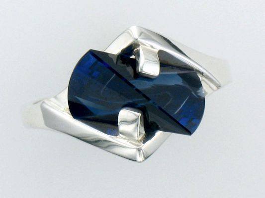 Strellman Lighthouse Lens Cut Created Blue Sapphire in Sterling Silver